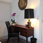 Bed & Breakfast D'hotes Chateau De Courcelette 3*