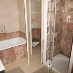 Bed & Breakfast D'hotes Chateau De Courcelette Hem