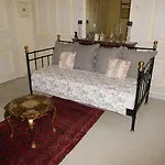Bed & Breakfast D'hotes Chateau De Courcelette 3*