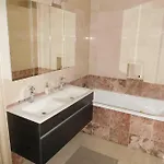 D'hotes Chateau De Courcelette 3*