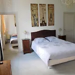 Bed & Breakfast D'hotes Chateau De Courcelette 3*