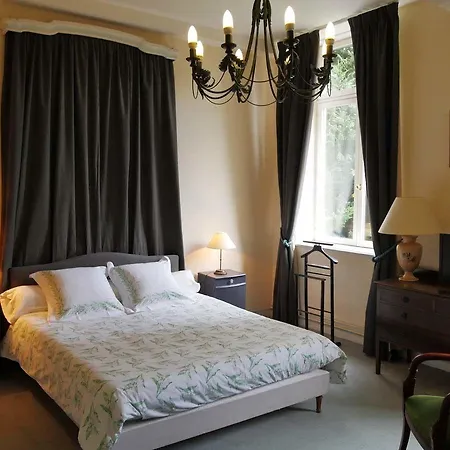 Bed and Breakfast D'hotes Chateau De Courcelette