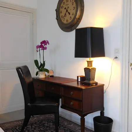 Bed and breakfast D'hotes Chateau De Courcelette 3*