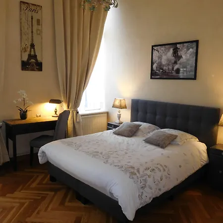 Bed and breakfast D'hotes Chateau De Courcelette