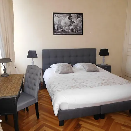 D'hotes Chateau De Courcelette 3*