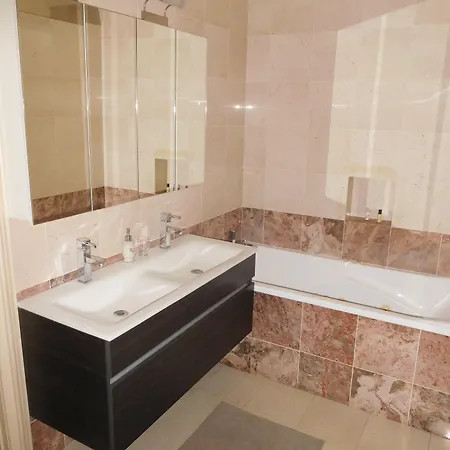 D'hotes Chateau De Courcelette