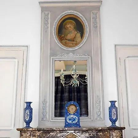 D'hotes Chateau De Courcelette Bed and Breakfast 3*