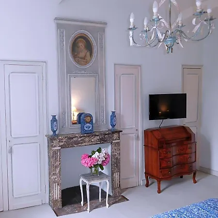 Bed and Breakfast D'hotes Chateau De Courcelette 3*