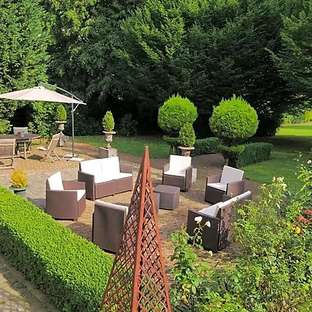 Bed and Breakfast D'hotes Chateau De Courcelette Hem