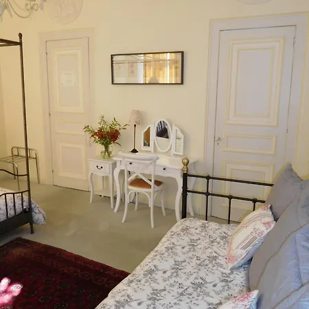 D'hotes Chateau De Courcelette Bed and breakfast Hem