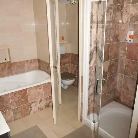 D'hotes Chateau De Courcelette Bed and breakfast Hem