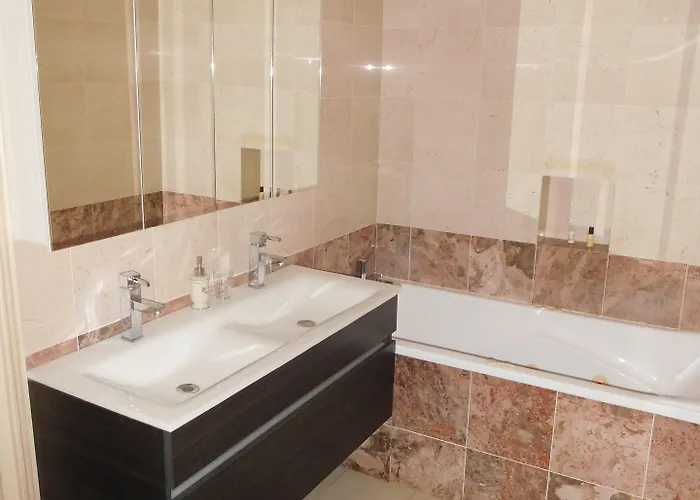 D'hôtes Château De Courcelette