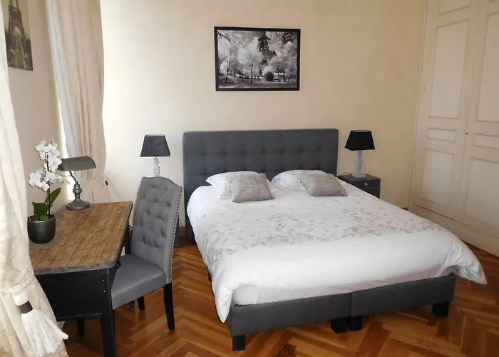 D'hôtes Château De Courcelette Couette-café 3*